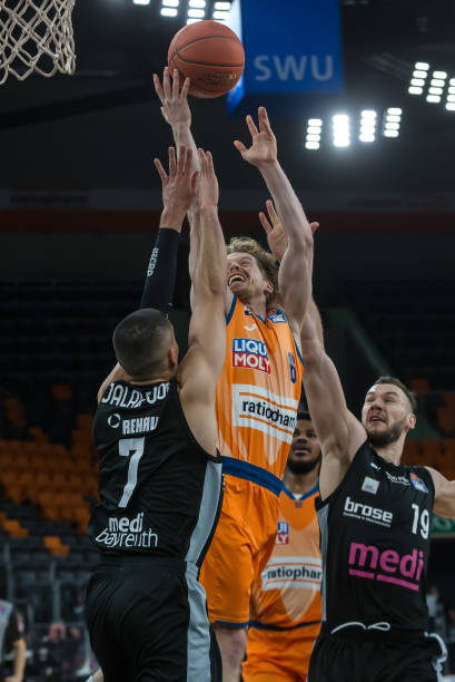 无缘再战中 无缘再战中