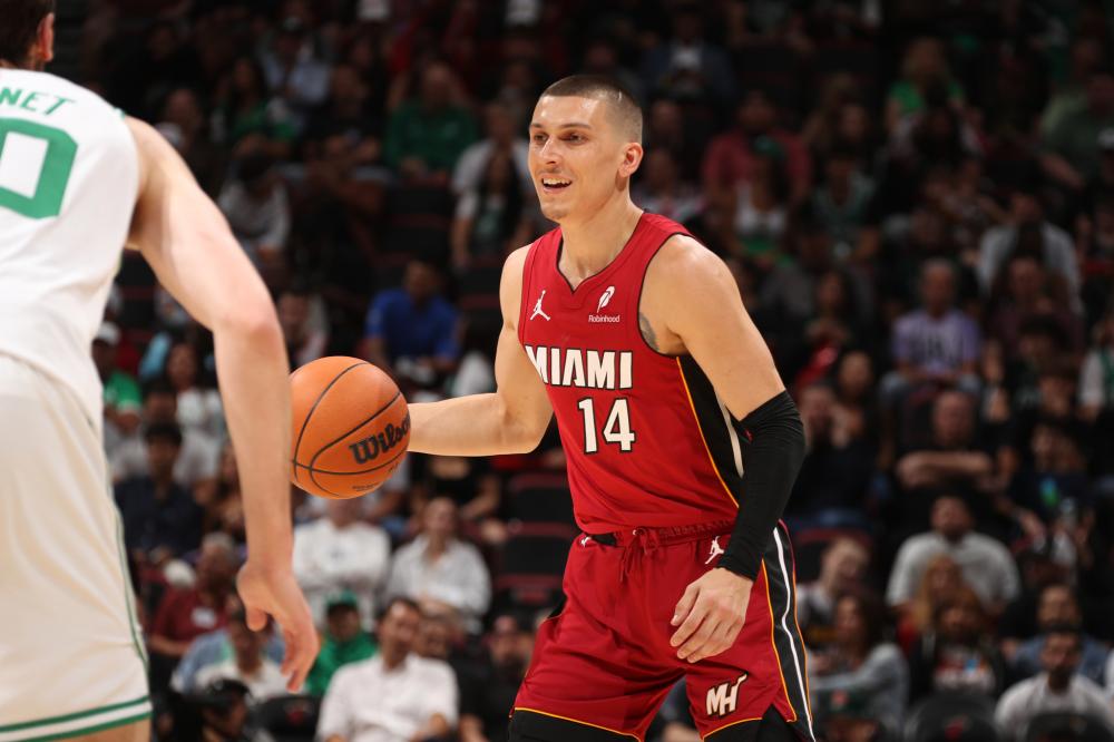 子冰球队而 子冰球队而