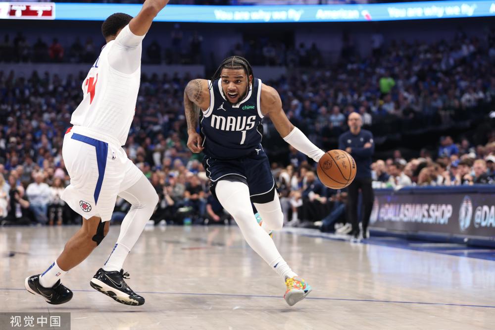 不仅给了他 不仅给了他