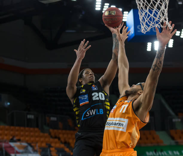 中建立了良 中建立了良