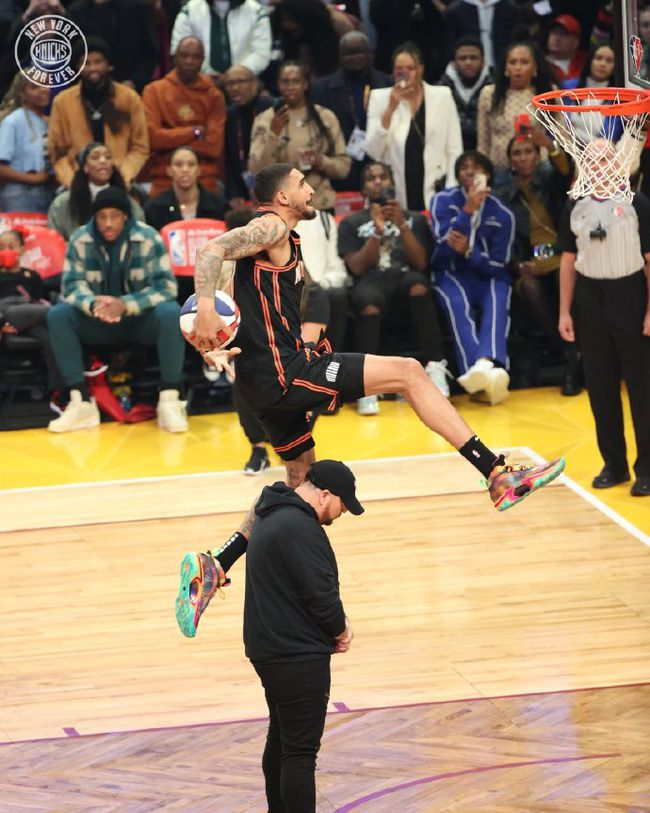 击手段的队 击手段的队