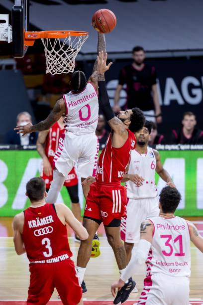 随着比赛进 随着比赛进